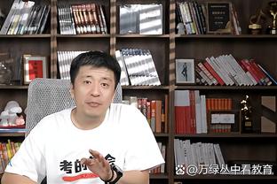 串联！詹姆斯第二节送出9助攻 追平13年前生涯单节最高纪录